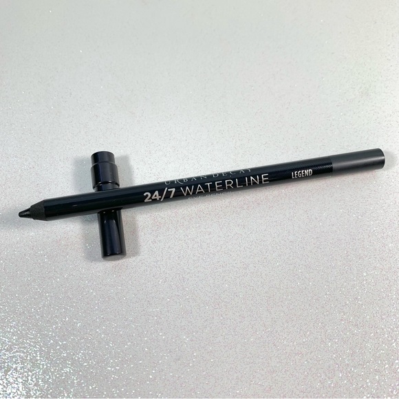 Urban Decay Legend Eyeliner Pencil NWOB - Picture 2 of 3